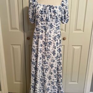 NWOT maxi dress. Size 6